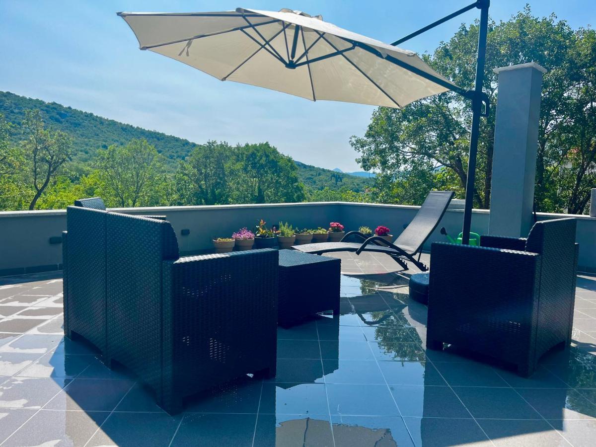 Luxury Villa Andrea Vrzika In Forest Near The Sea Zagvozd Extérieur photo