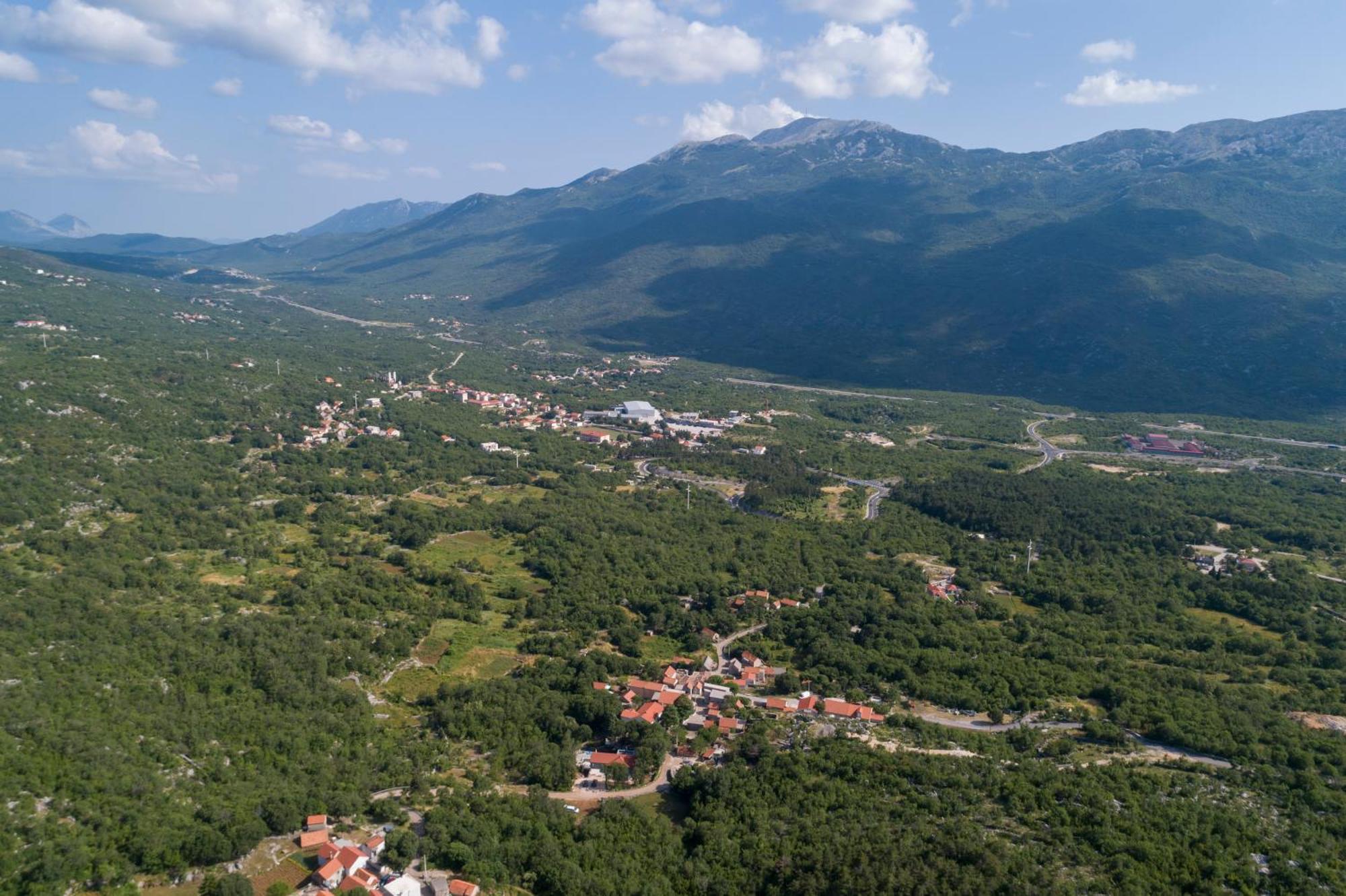 Luxury Villa Andrea Vrzika In Forest Near The Sea Zagvozd Extérieur photo