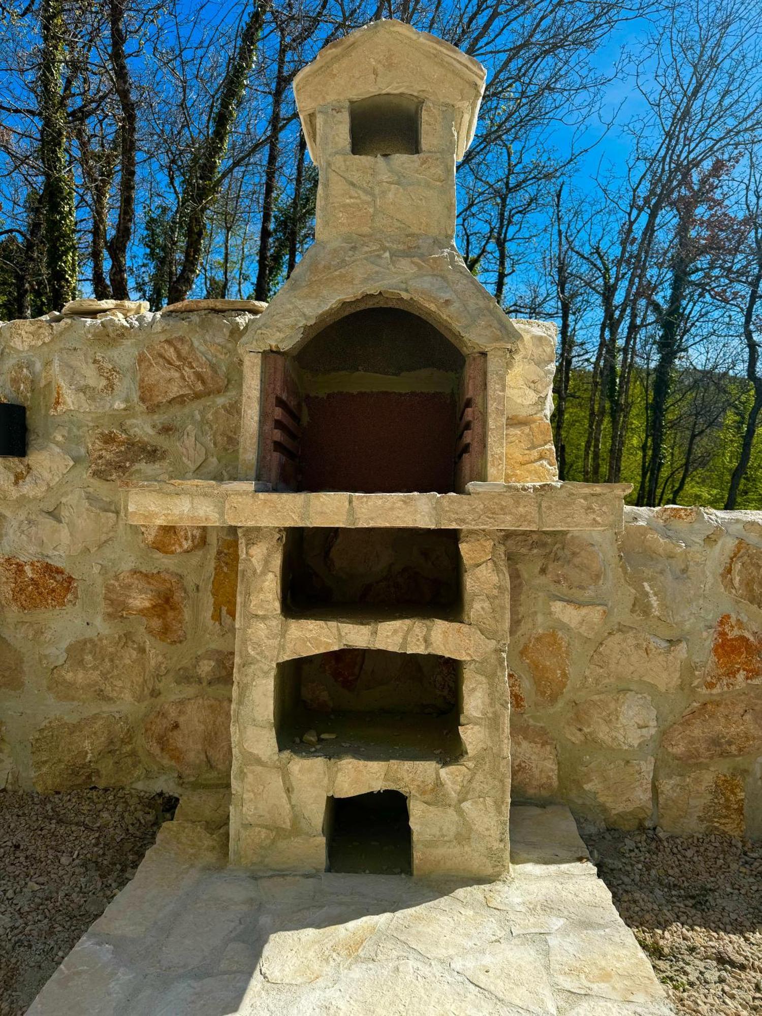 Luxury Villa Andrea Vrzika In Forest Near The Sea Zagvozd Extérieur photo