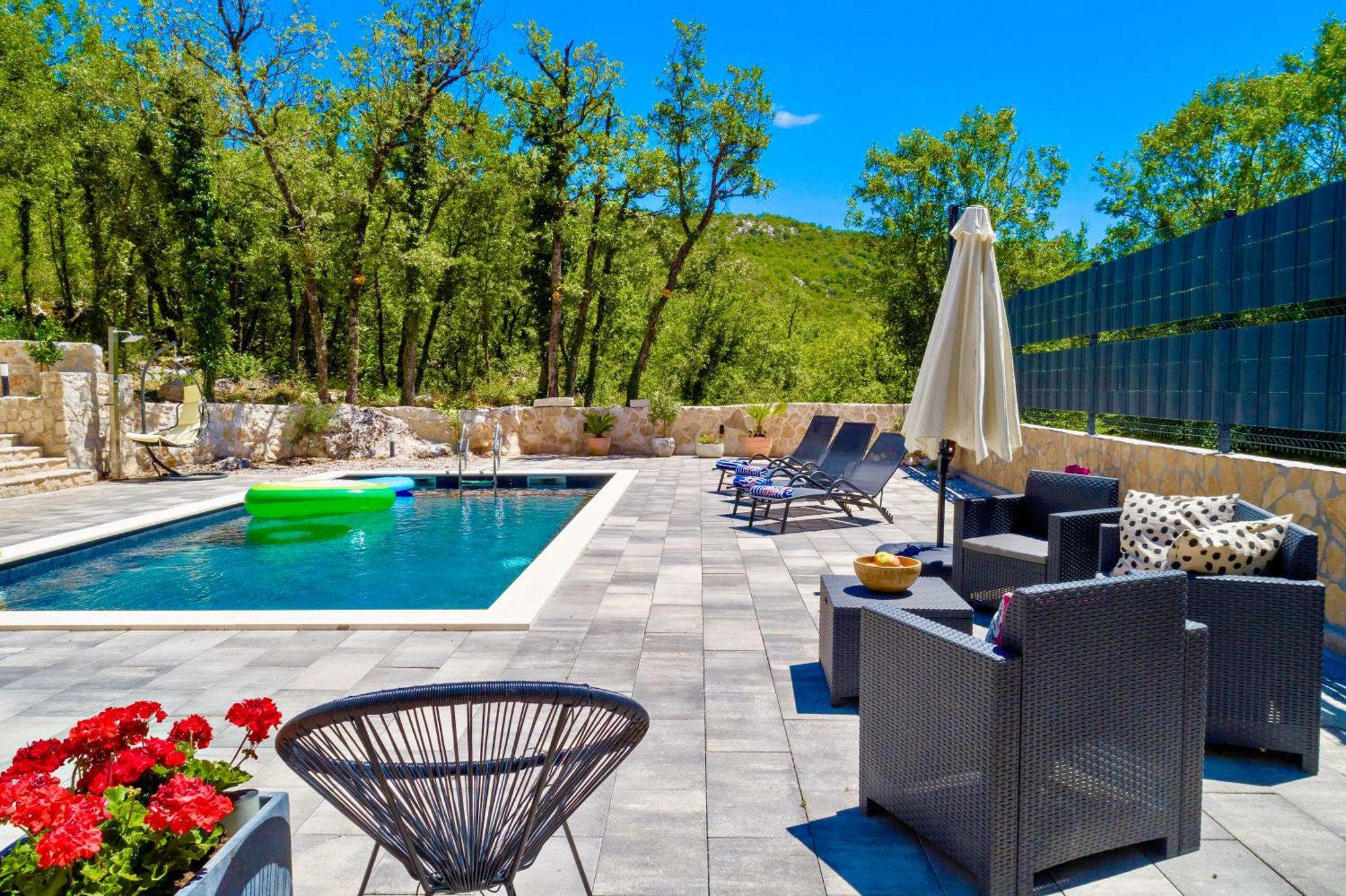 Luxury Villa Andrea Vrzika In Forest Near The Sea Zagvozd Extérieur photo